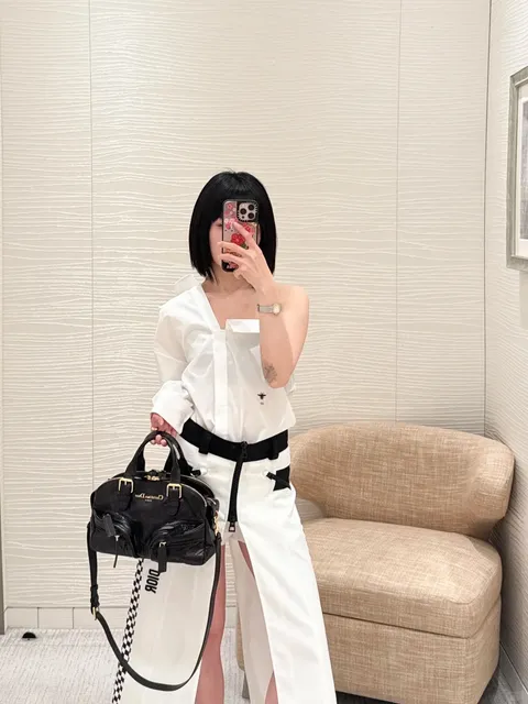 Dior _ summer不对称衬衫_3_竺竺Elena_来自小红书网页版