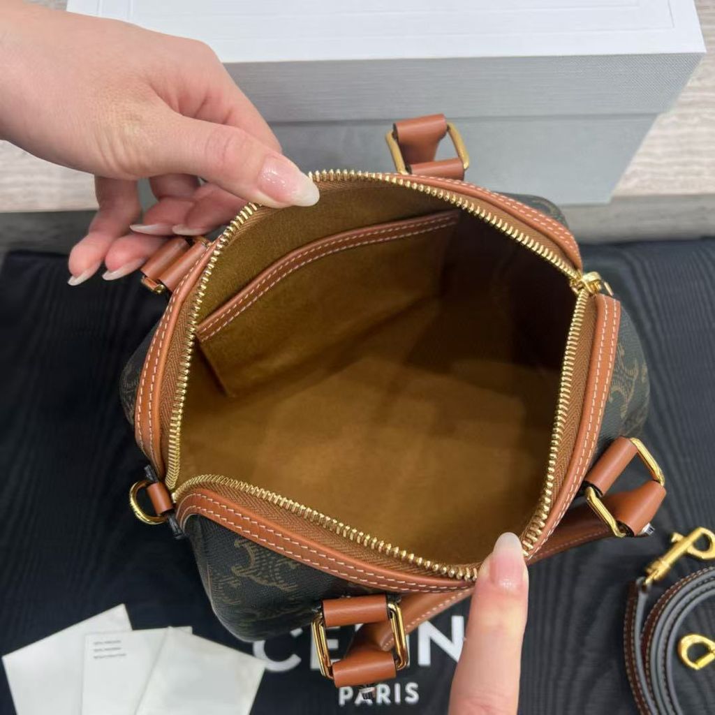 CELINE 標誌印花牛皮革波士頓包 小號 ˋ