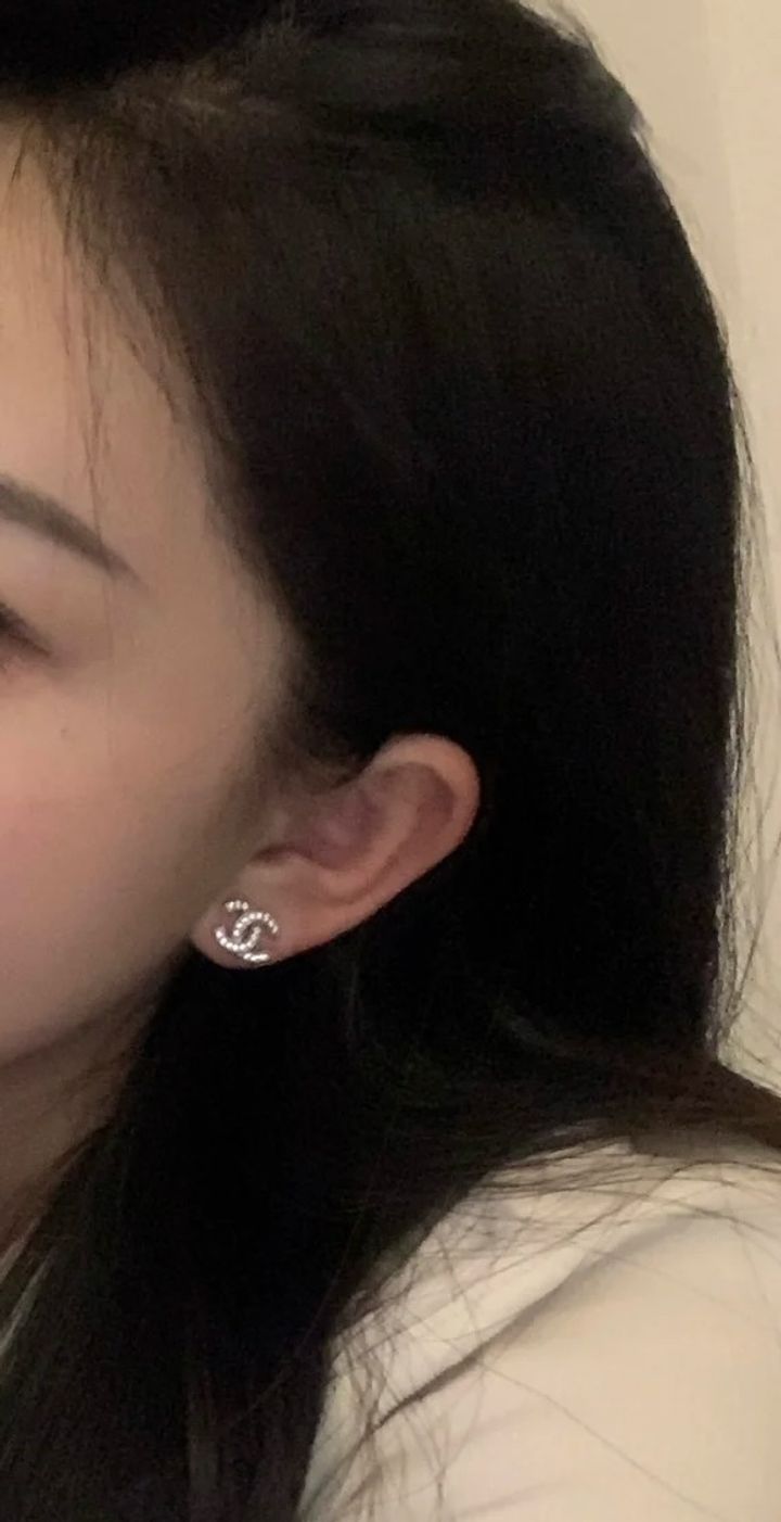 新宝贝 Chanel经典款耳钉_2_余丸粗面_来自小红书网页版