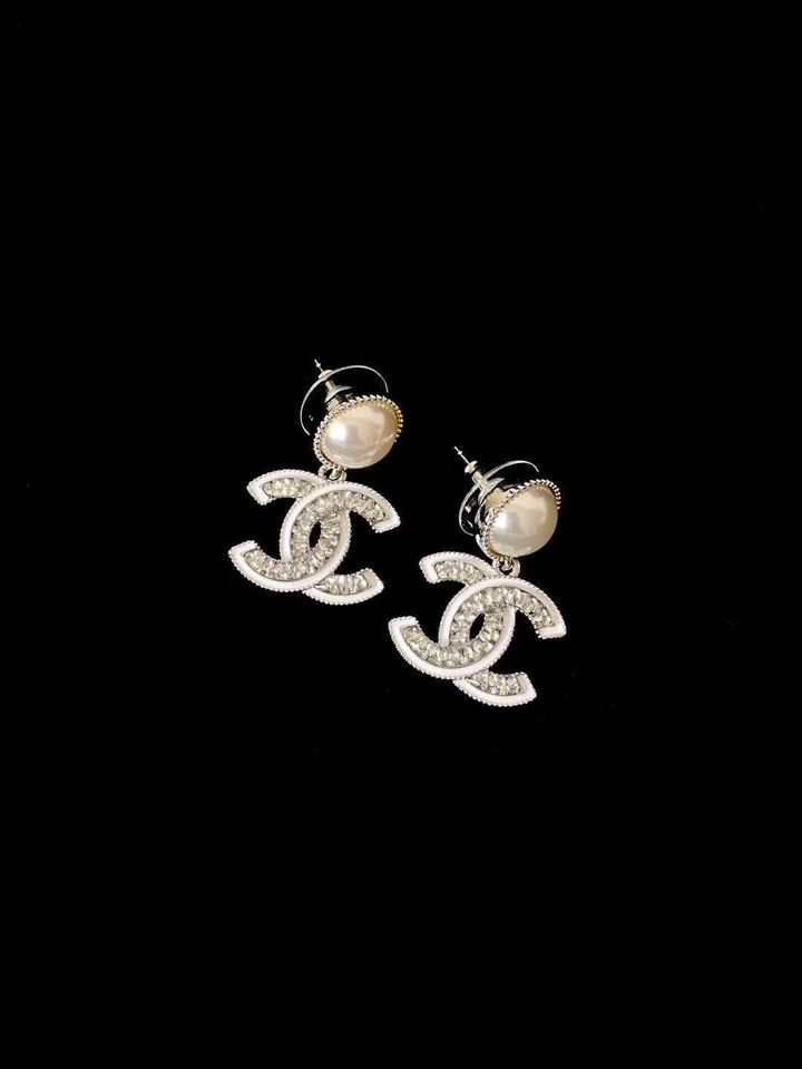 CHANEL 25C 白邊雙C珍珠耳環2