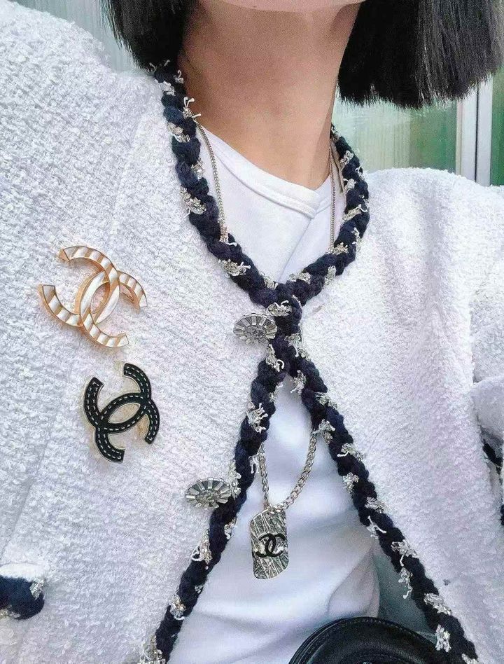 CHANEL6