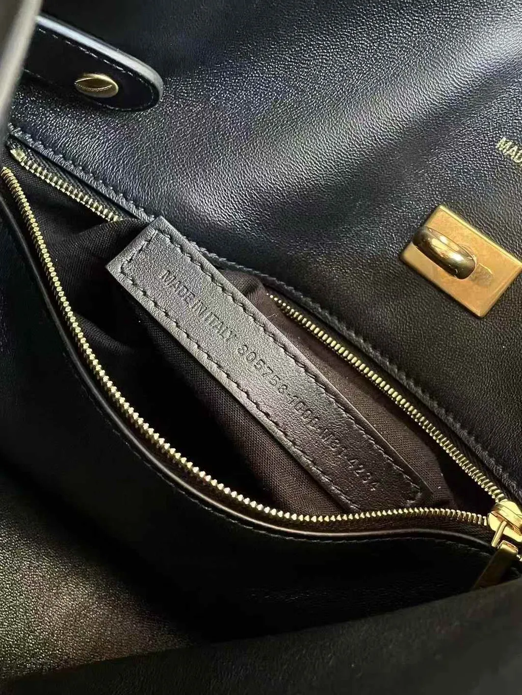 BALENCIAGA bel air hobo8