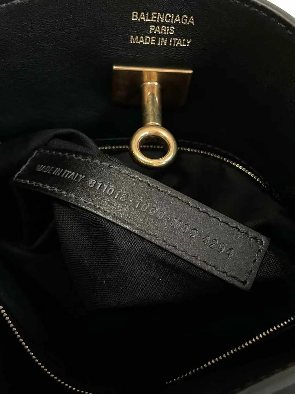 BALENCIAGA bel air hobo9