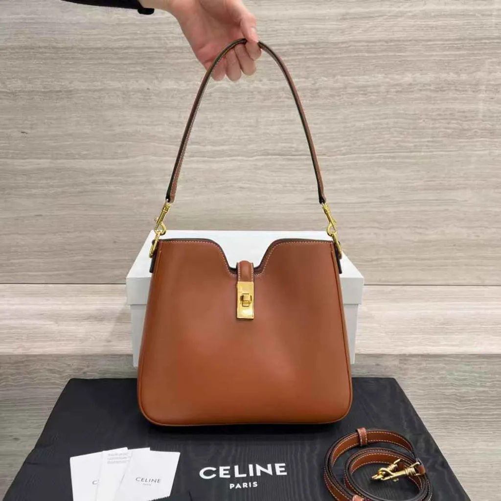 CELINE CAMILLE 16 SOFT 光滑牛皮革手袋 棕色9
