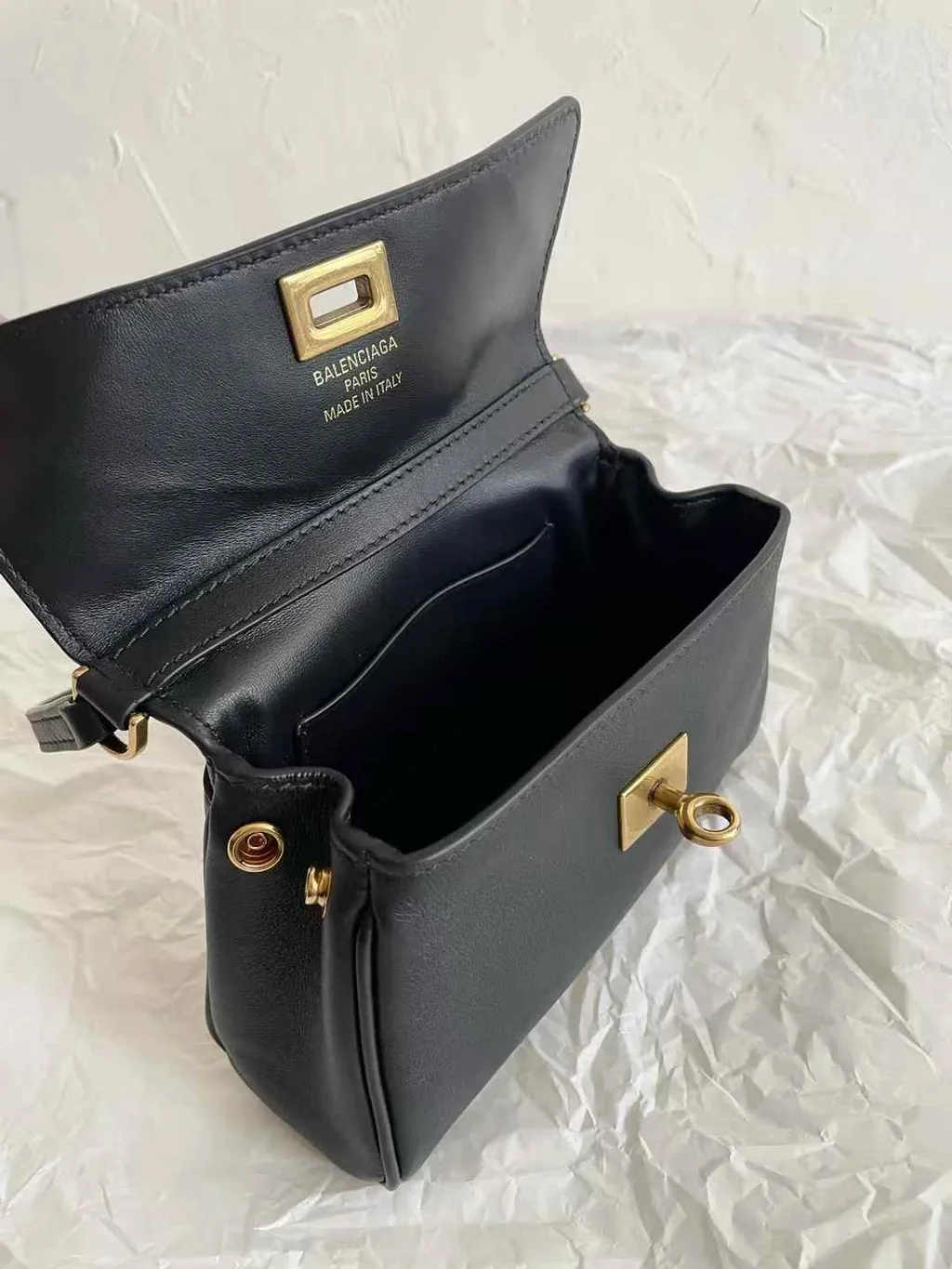 BALENCIAGA RODEO NANO 手提包 黑色金扣11