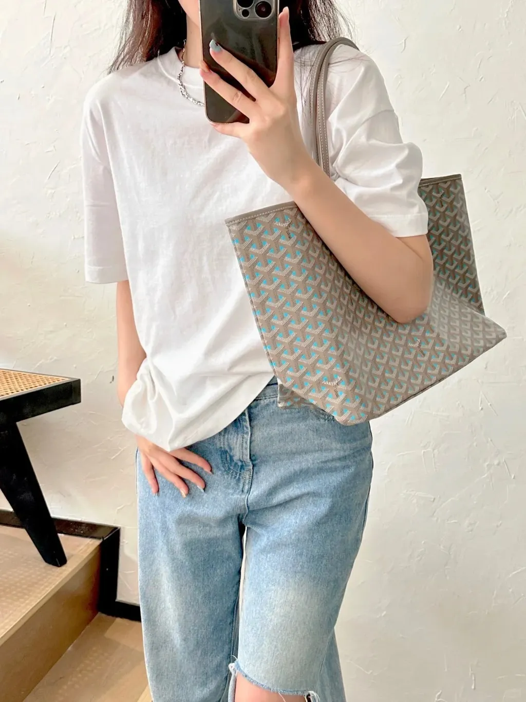 陷入慵懒时髦的夏天 goyard 23款限定托特包_4_康朋街31号_来自小红书网页版
