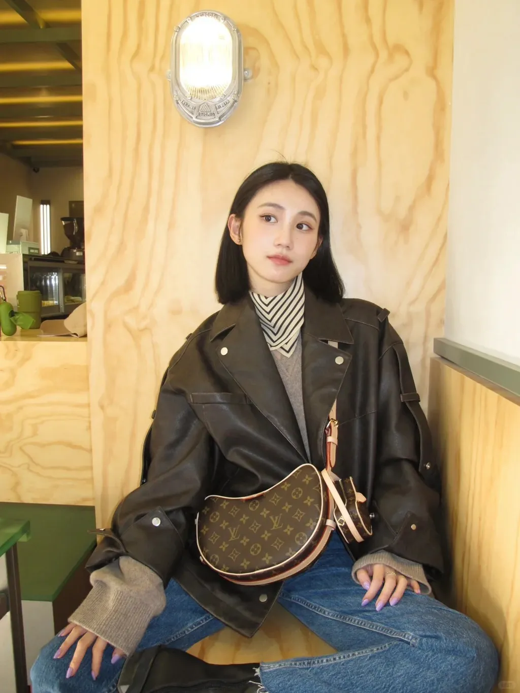 背个新包_出门买咖啡☕_1_Cassie凯西西_来自小红书网页版