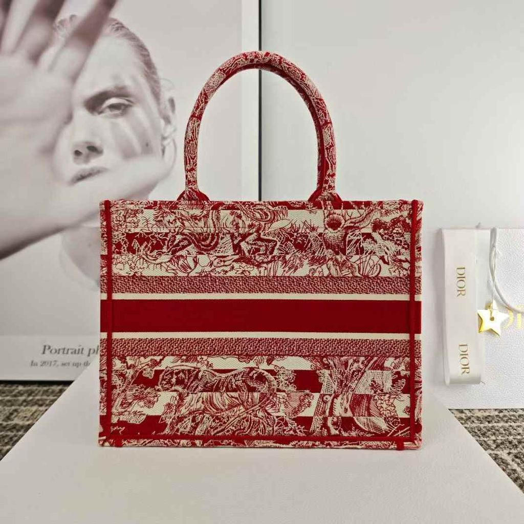 DIOR 動物園系列刺繡托特包 酒紅色8
