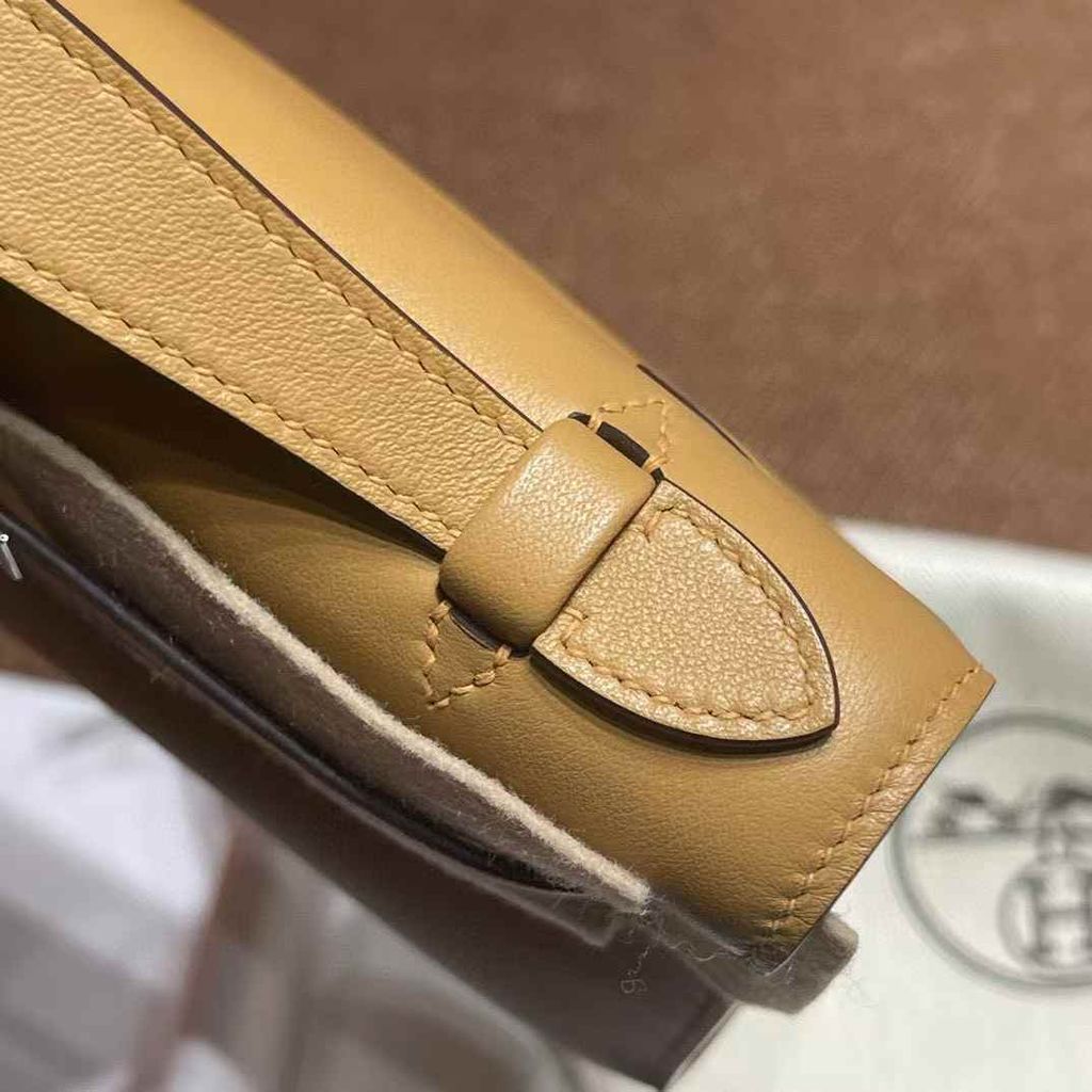 HERMES MINI KELLY 一代 SWIFT皮 4B餅乾色 銀扣 凱莉包3