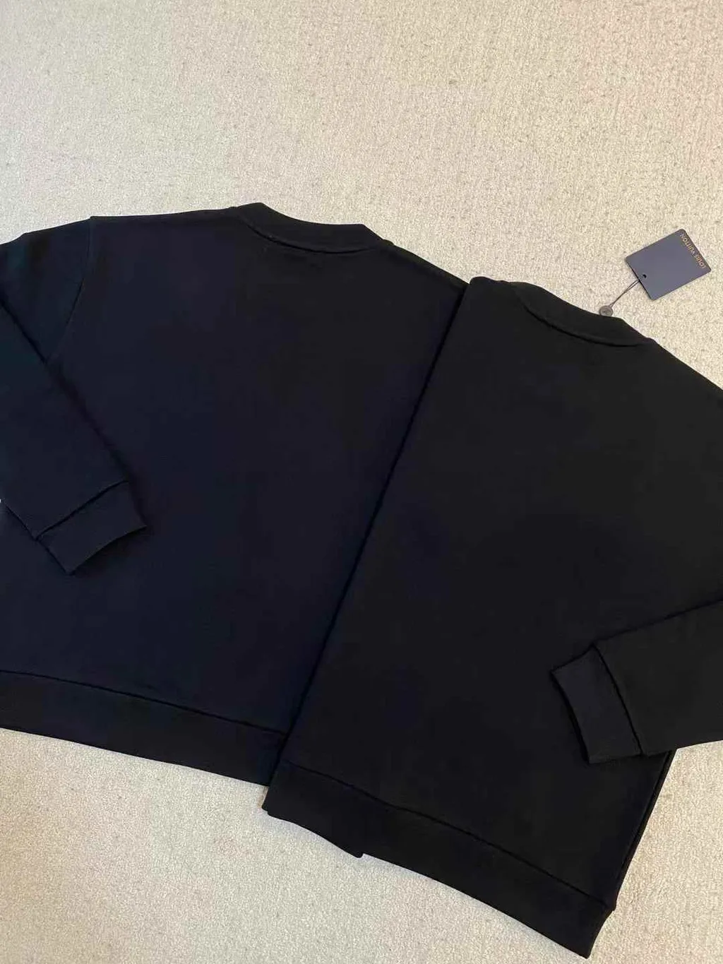 LV 黑鑽刺繡圓領長袖衛衣7