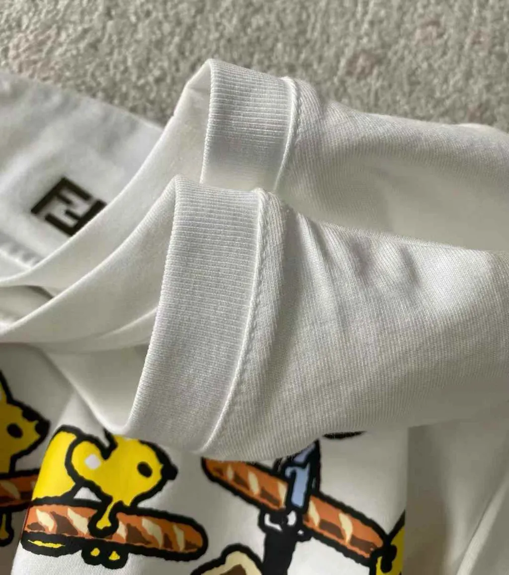 FENDI 法棍印花圓領短袖上衣8