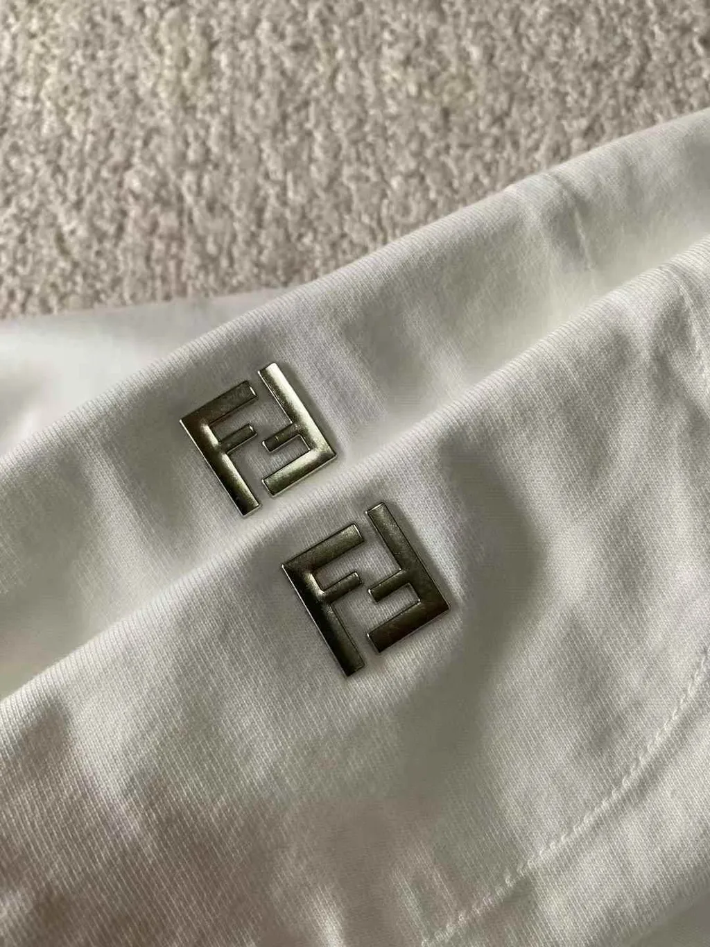 FENDI 法棍印花圓領短袖上衣5