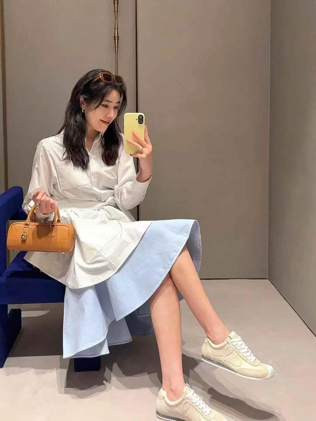 LOEWE BALLET RUNNER 2.0 芭蕾舞運動鞋 米白色1