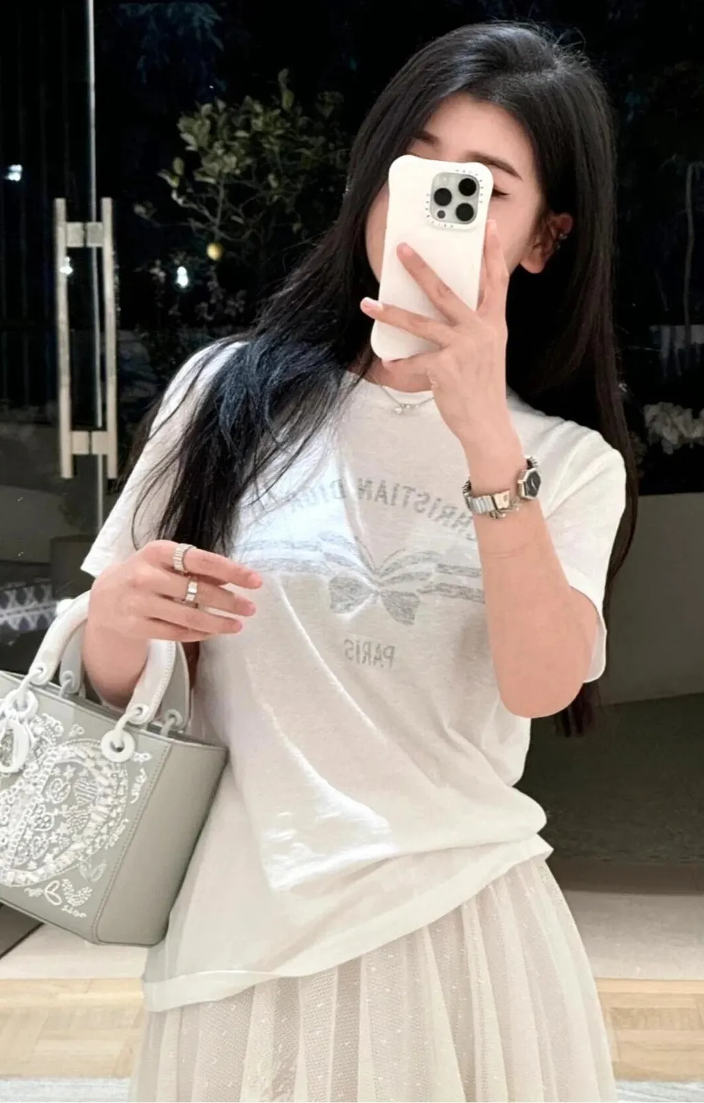 一件T恤就很好看的仙女！🖤_1_香港susu精品奢侈潮店_来自小红书网页版