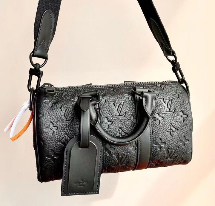 LV KEEPALL BANDOULIERE 25 壓紋款波士頓包 M20900˙ 