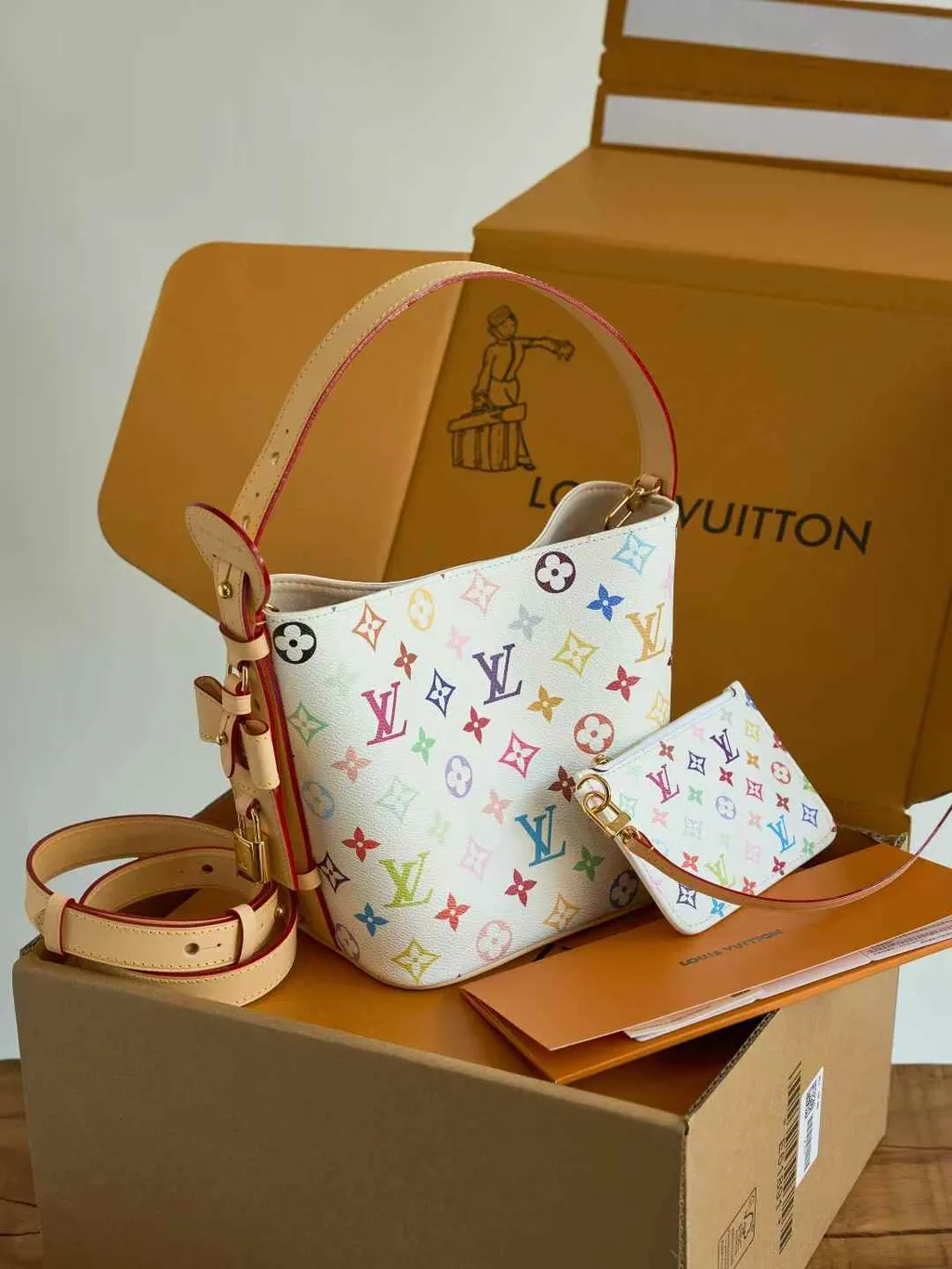 LV x TM ALL IN BB 限定村上隆白三彩水桶包 M1308910.35.01