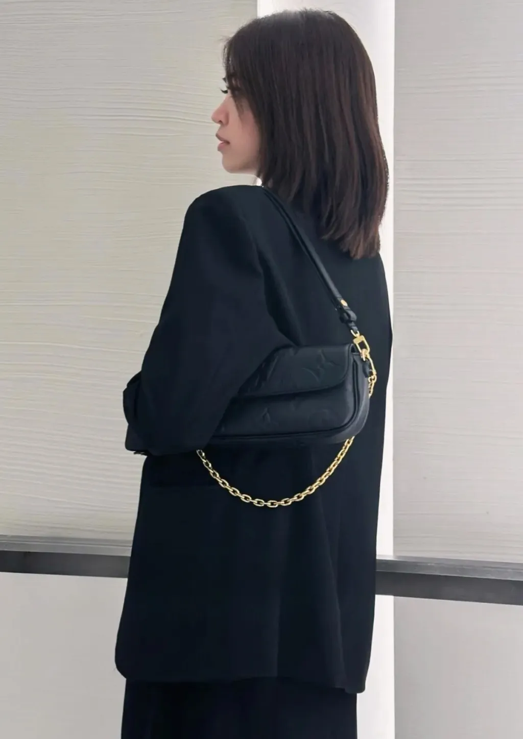 喔