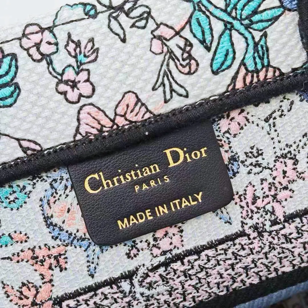 DIOR BOOK TOTE PAPILLON 茹伊藍粉白蝴蝶印花刺繡托特包 4