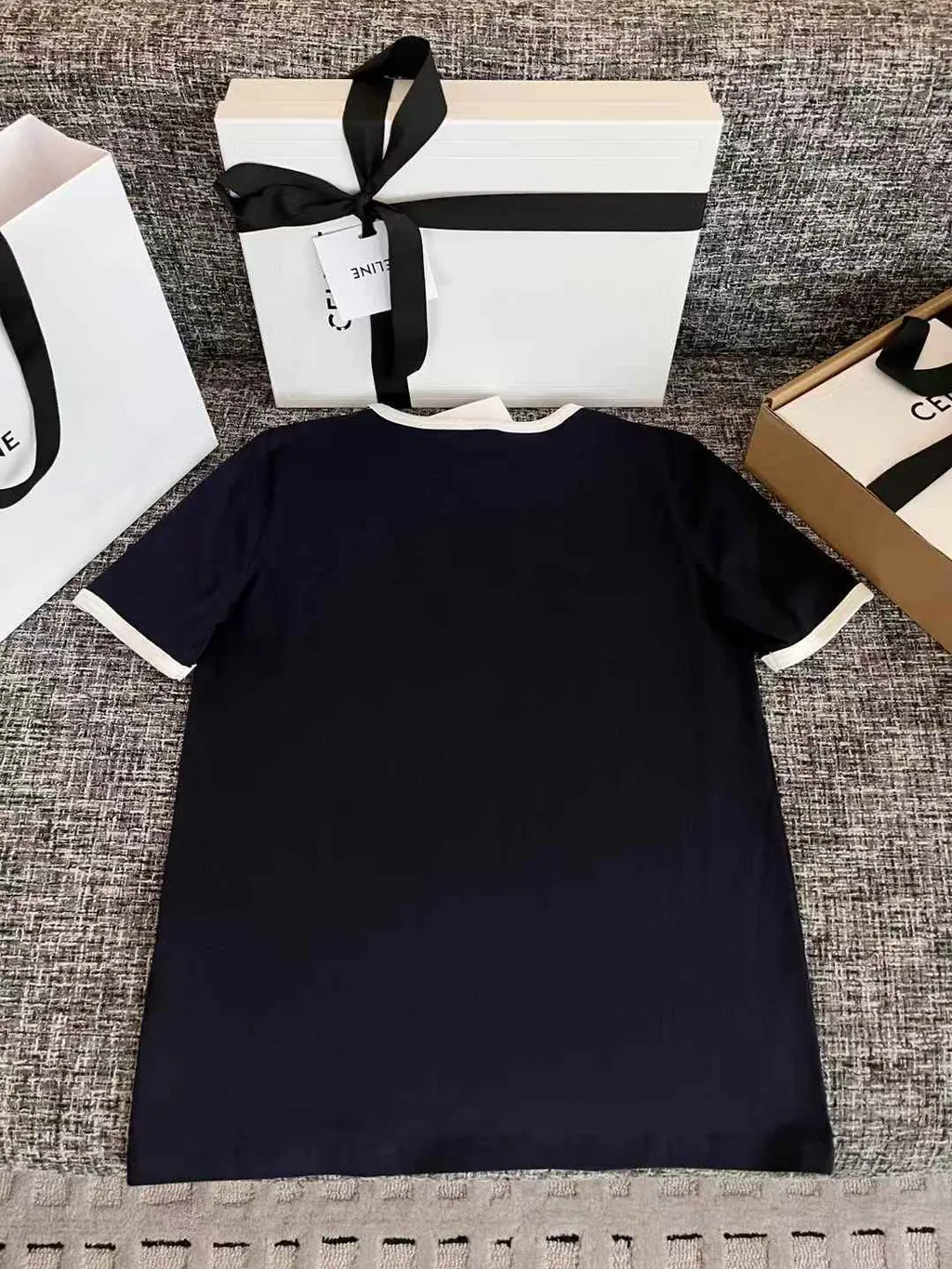 CELINE 撞色字母凱旋門獅子印花短袖上衣 兩色  16.33.42