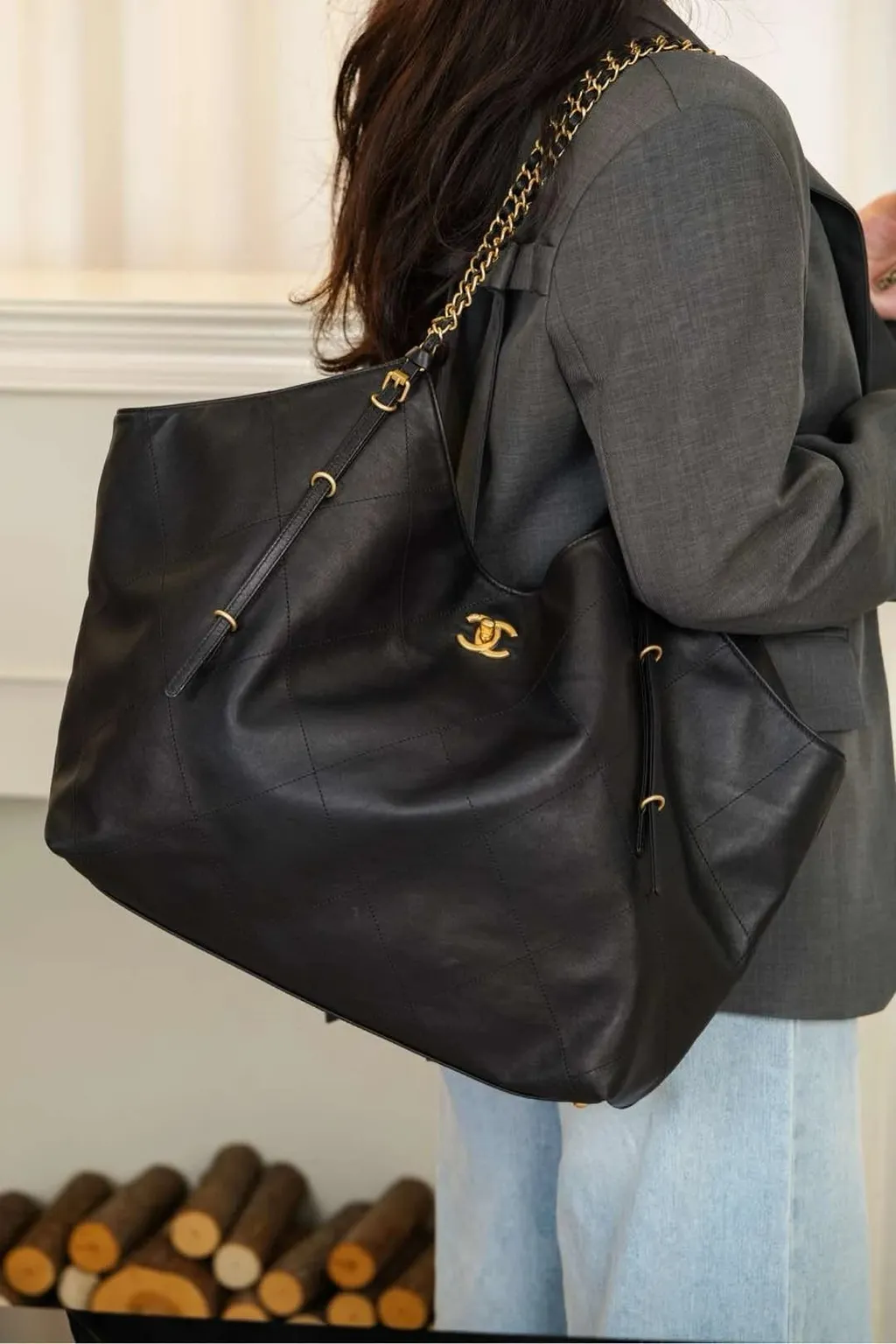 权志龙巴黎时装周同款25s 大tote👜！_1_小了个小丸籽👜！_来自小红书网页版