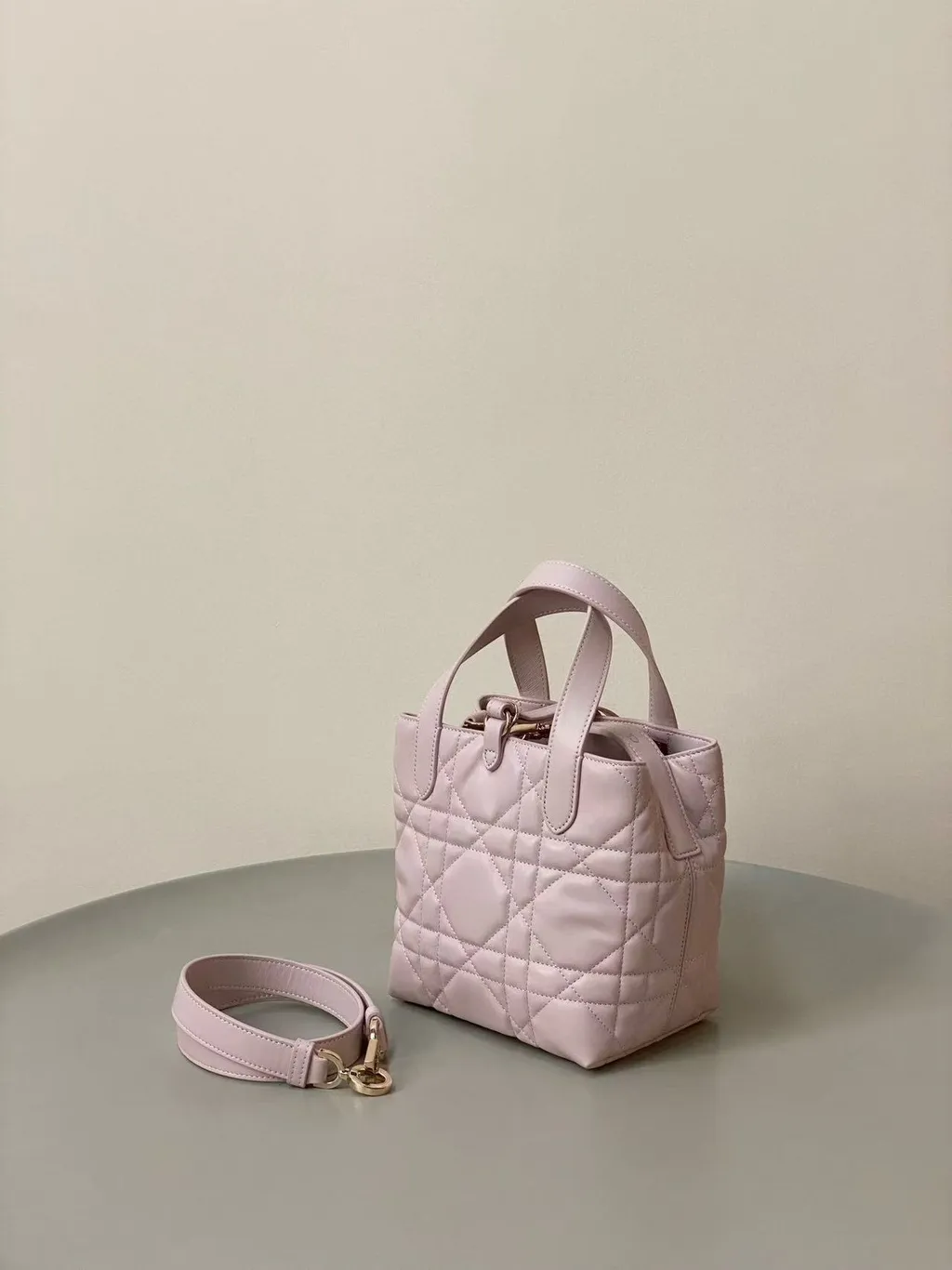 DIOR TOUJOURS 豎版 手提包 淡粉色a