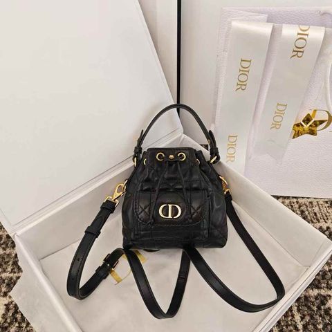 DIOR CARO 水桶包 黑色16.25.55