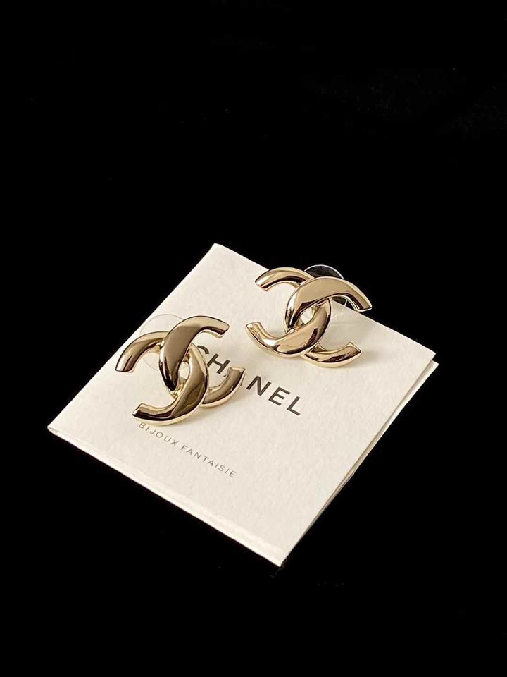 CHANEL 25S 鏡面雙C耳環 17.15.42