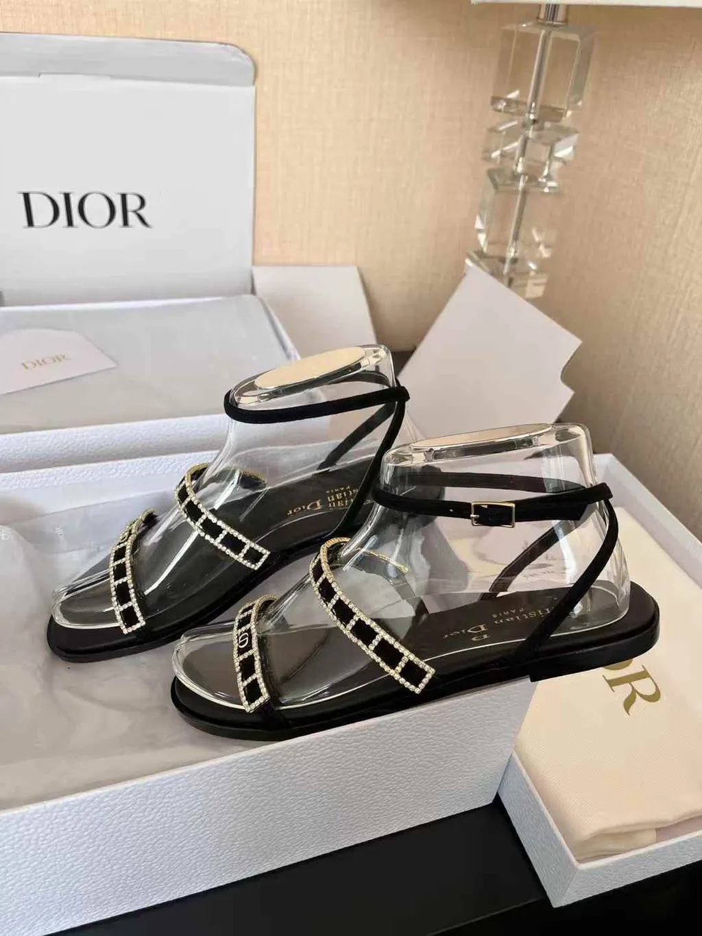 DIOR D-lSSIME 平底涼鞋 兩色 11.24.16