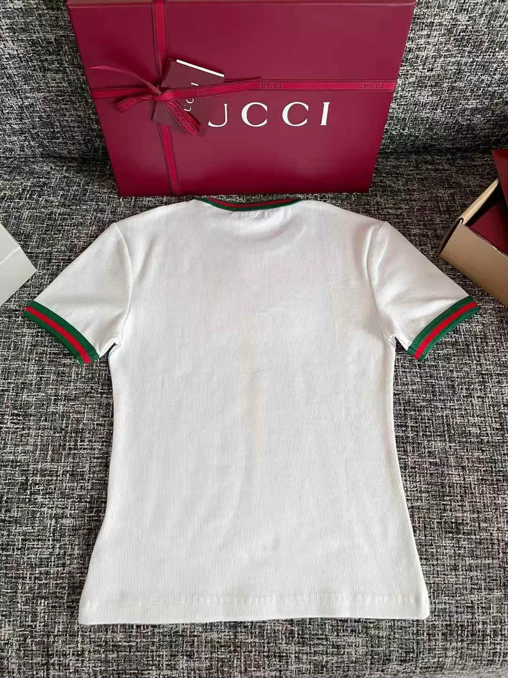 GUCCI 經典織標螺紋針織短袖上衣 白色 13.50.00 1