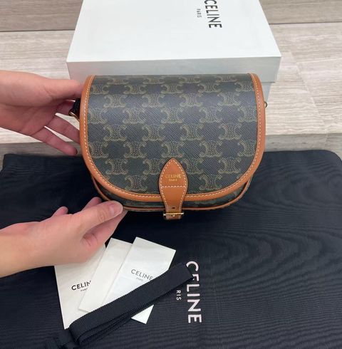 CELINE FOLCO 標誌印花牛皮革馬鞍包 1