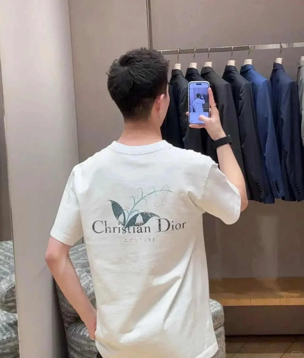 铃兰花图案短袖_4_luye123go_来自小红书网页版