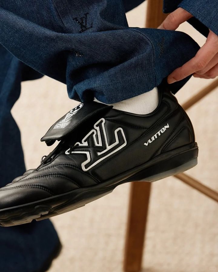 LV Footprint Soccer 足球鞋_6_草莓君V_来自小红书网页版