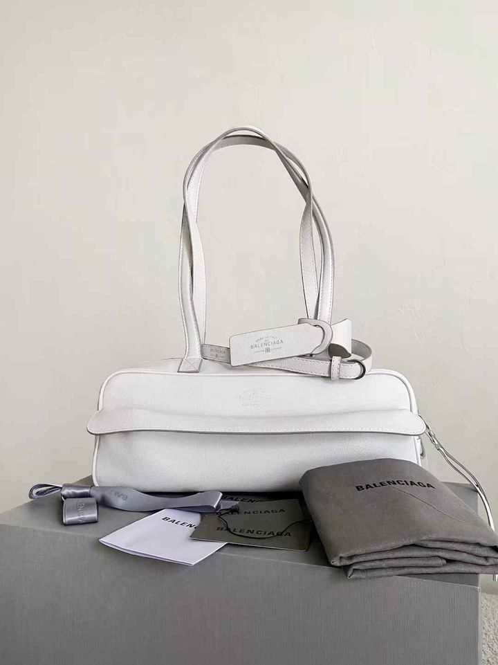 BALENCIAGA CARRIE 保齡球包 白色  16.30.16