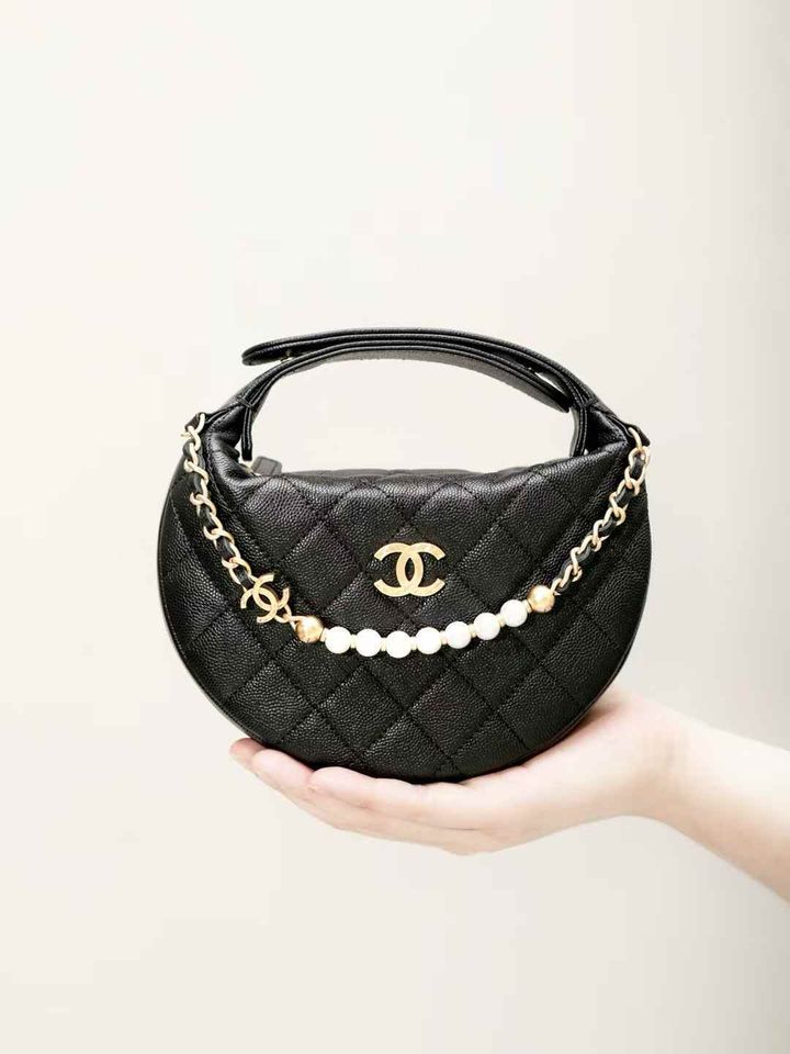 CHANEL 25S 呼啦圈月牙包 黑色17.49.55