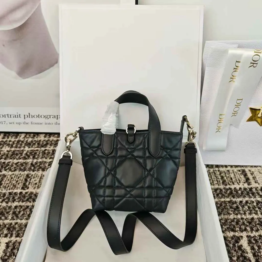 DIOR TOUJOURS 豎版 手提包 黑色 11.38.50