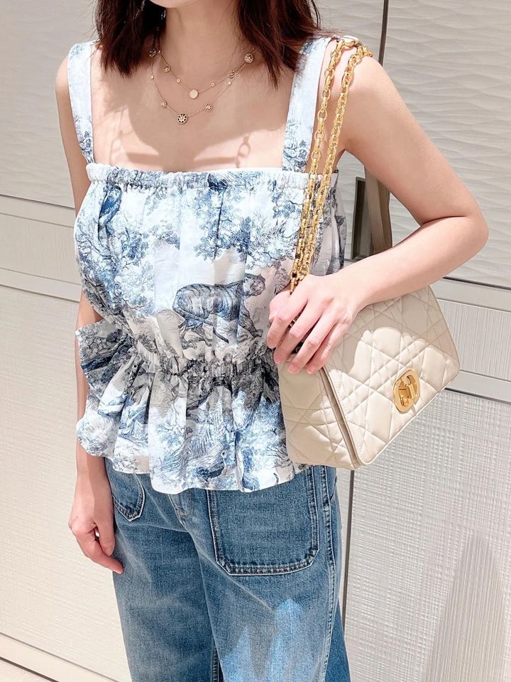 在路上了… 我美了美了，透气性也贼拉好。_1_FLO ROSA（自产）_来自小红书网页版
