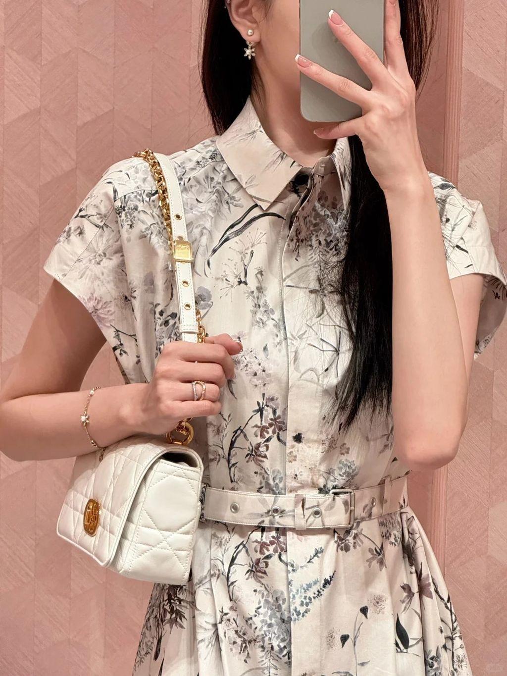 Dior｜新款裙装_3_北京王府中环Dior_Vicky_来自小红书网页版