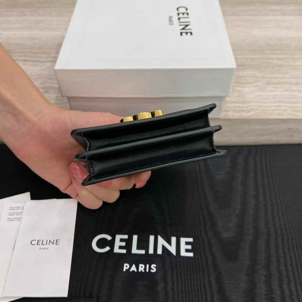 CELINE TRIOMPHE 名片套 兩色 11.32.53 1