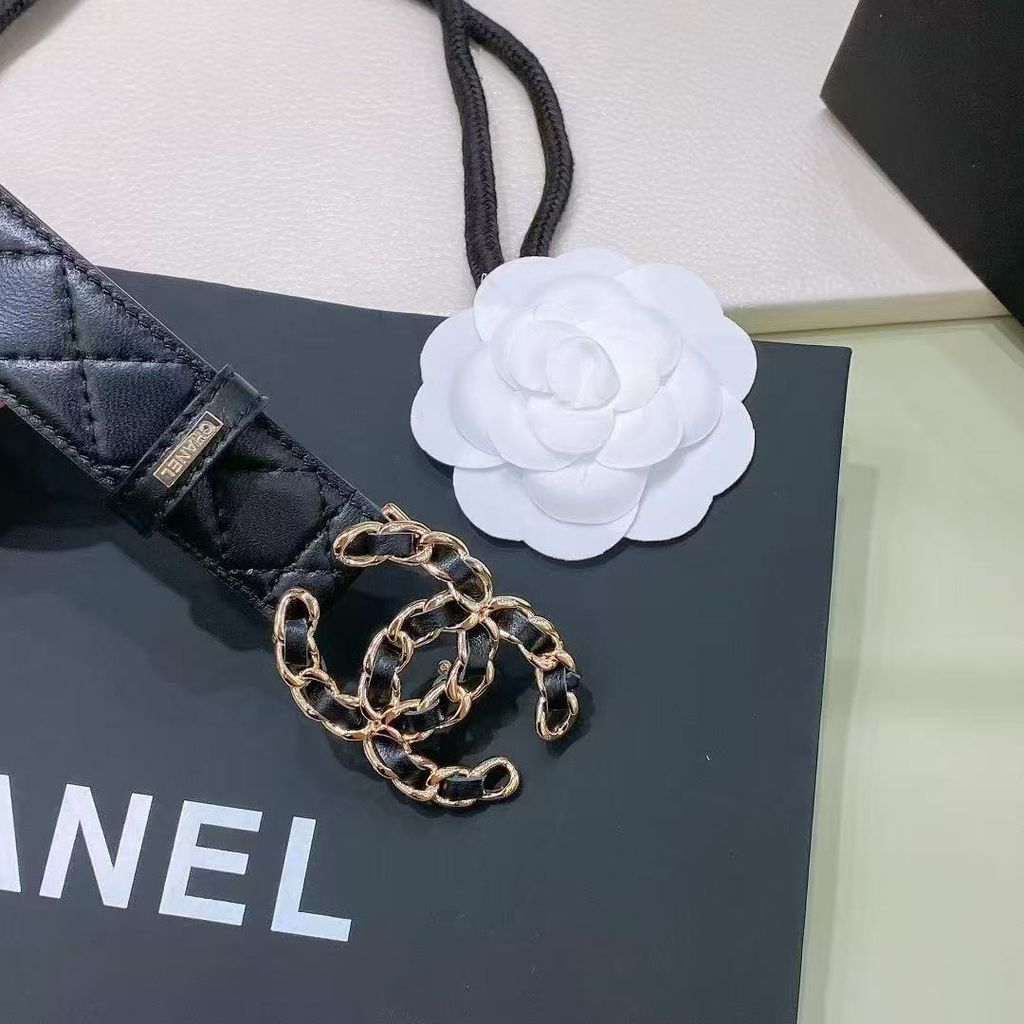 CHANEL 經典皮穿鏈雙C釦菱格腰帶 1