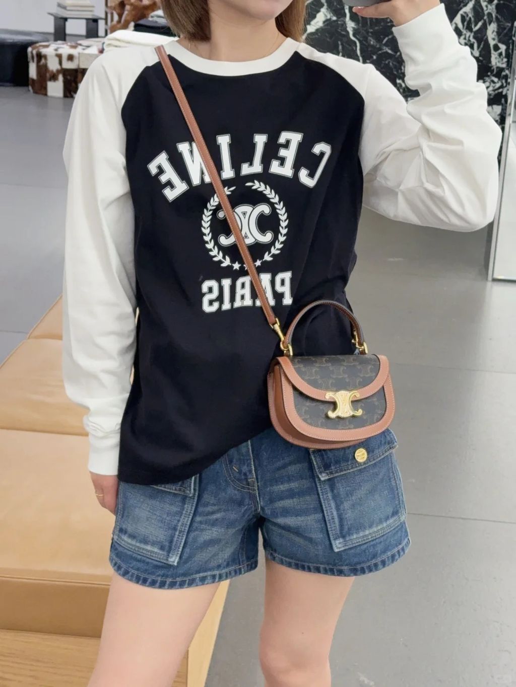 CELINE 早秋新款｜超爱的T恤_2_CELINE 武汉恒隆Bella_来自小红书网页版