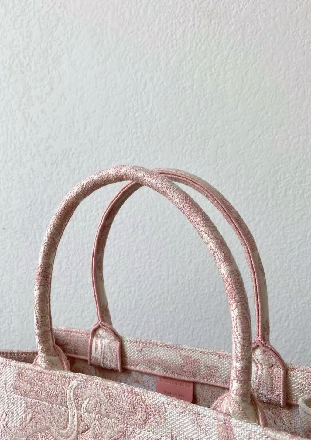 DIOR BOOK TOTE SAUVAGE 老虎印花刺繡托特包 粉紅色 9