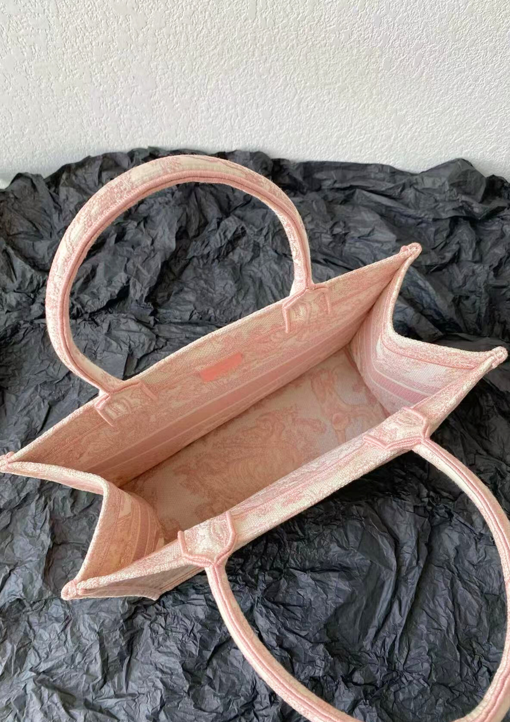 DIOR BOOK TOTE SAUVAGE 老虎印花刺繡托特包 粉紅色 6