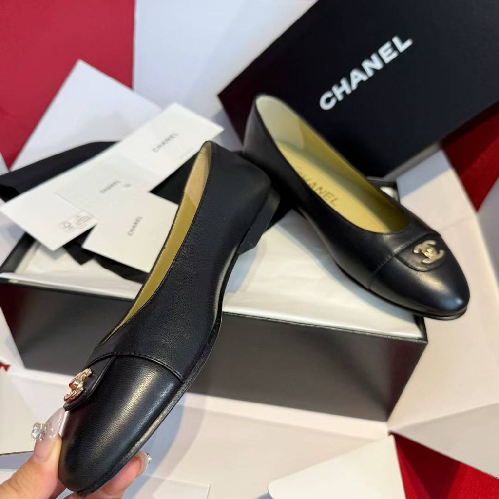 CHANEL 復古書包扣尖頭娃娃鞋 16.48.55