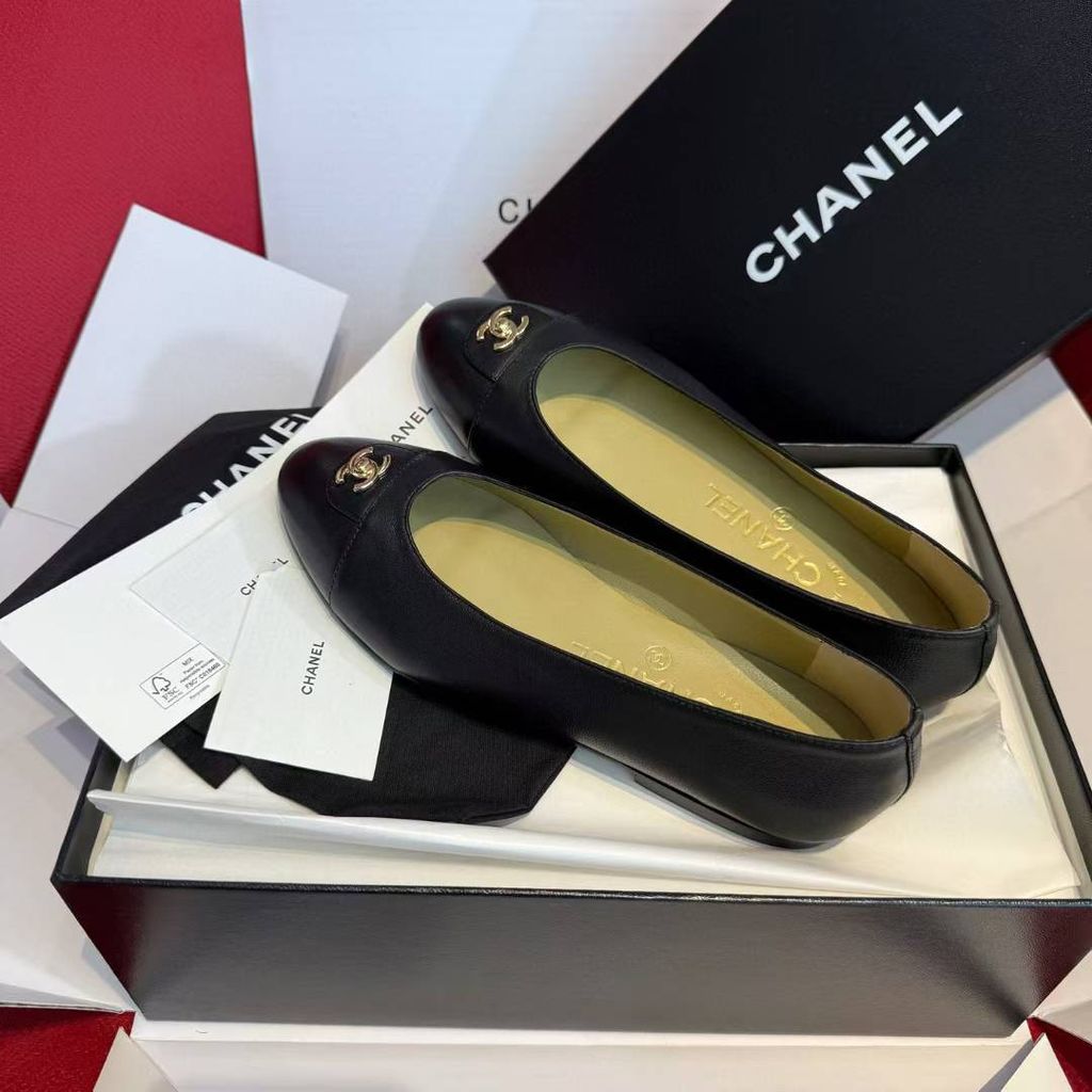 CHANEL 復古書包扣尖頭娃娃鞋 16.48.56