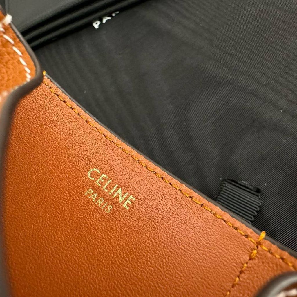 CELINE NINO ACCORDEON 卡片套 兩色  17.31.00