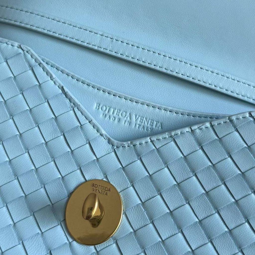 BOTTEGA VENETA KNOT LOCK 金屬繩索釦編織包  11.22.45 1