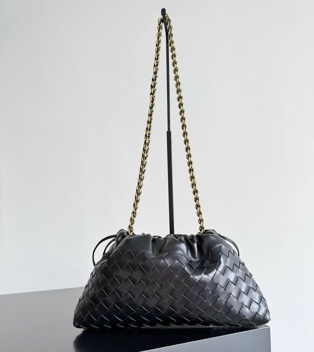 BOTTEGA VENETA DUSTBAG NOTTE 鏈條編織包 黑色 11.35.54