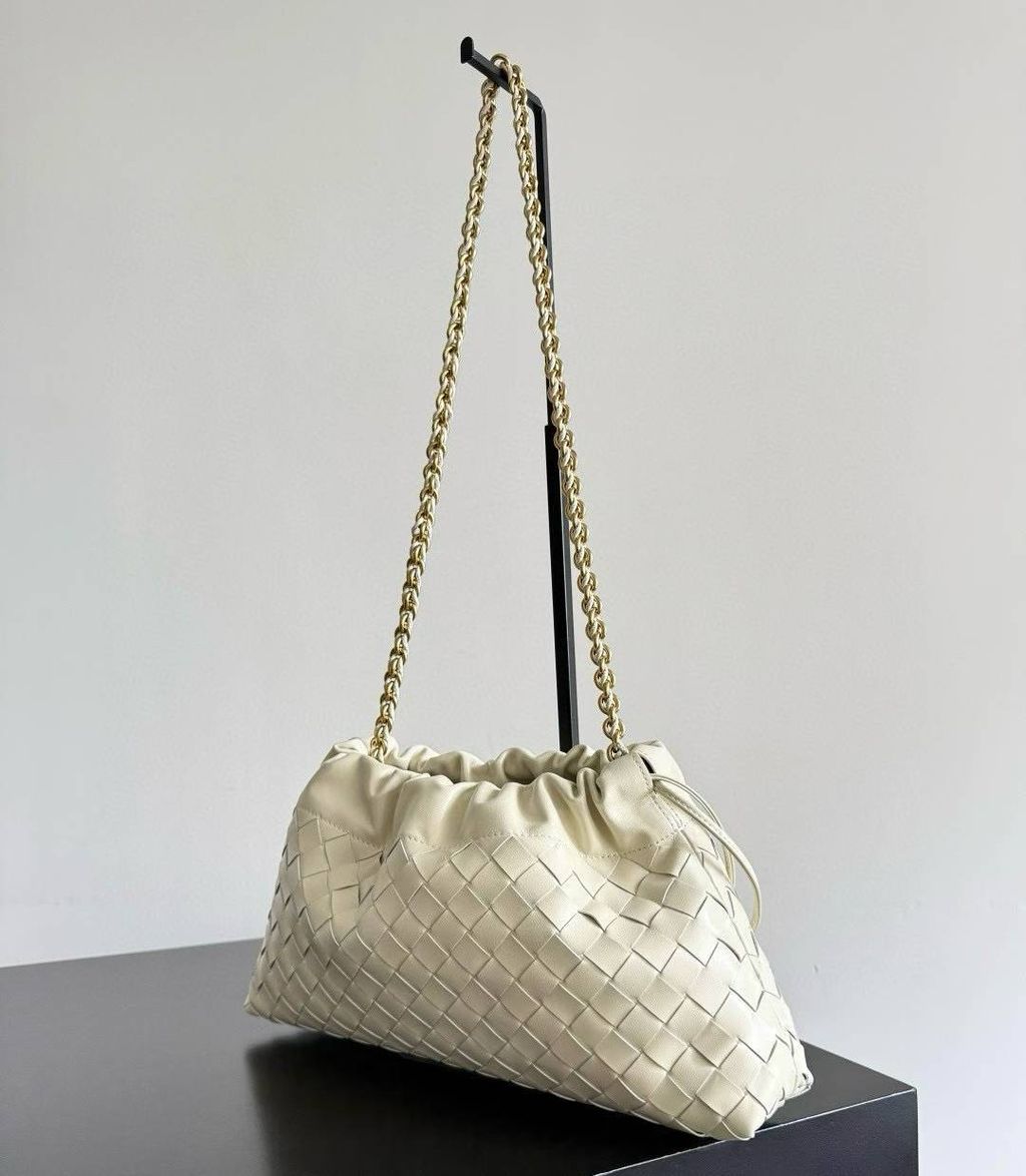 BOTTEGA VENETA DUSTBAG NOTTE 鏈條編織包 海鹽色 11.51.07