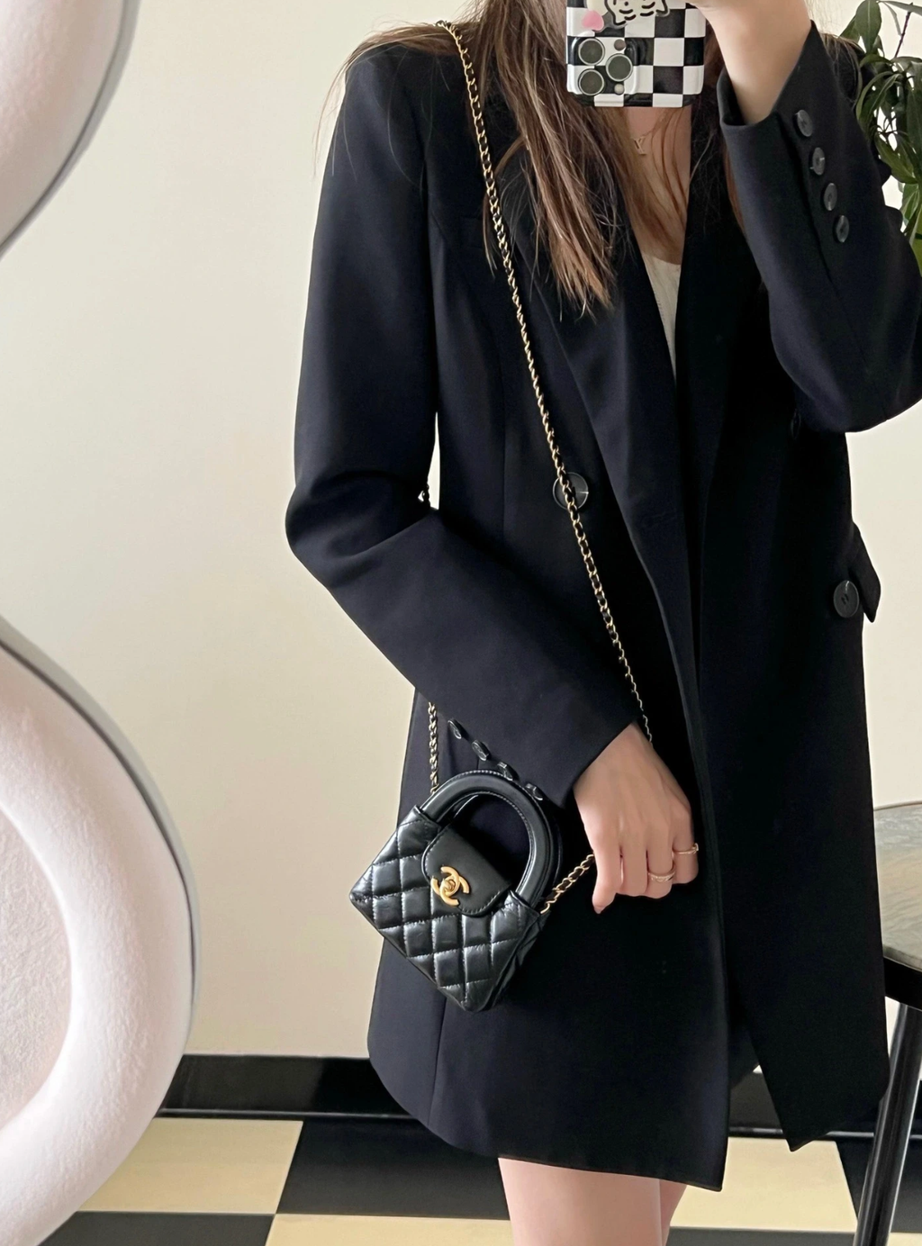 CHANEL 23K KELLY MINI 鏈條手拿包 多色 8