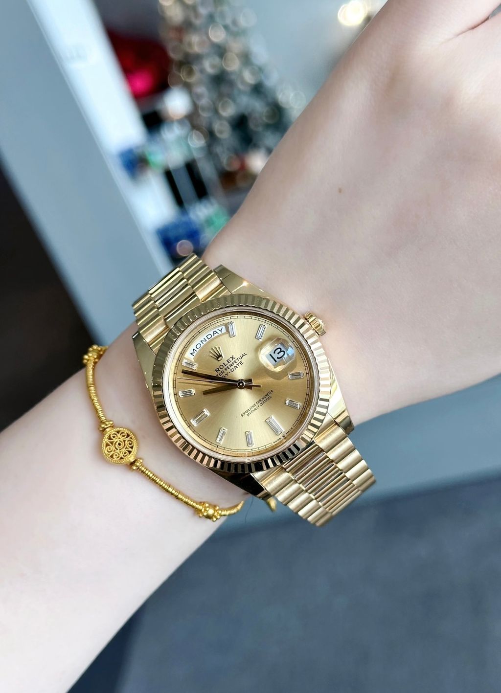 ROLEX DAY-DATE 香檳金鑽面9